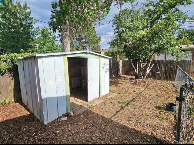 13024 E Alaska Pl, Aurora, CO 80012 - photo 5