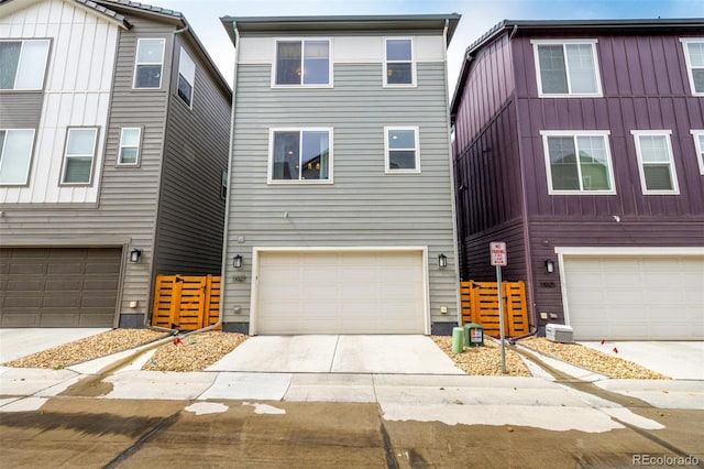 11027 Sunshimmer Cir, Parker, CO 80134 - view of front of home with a garage and driveway