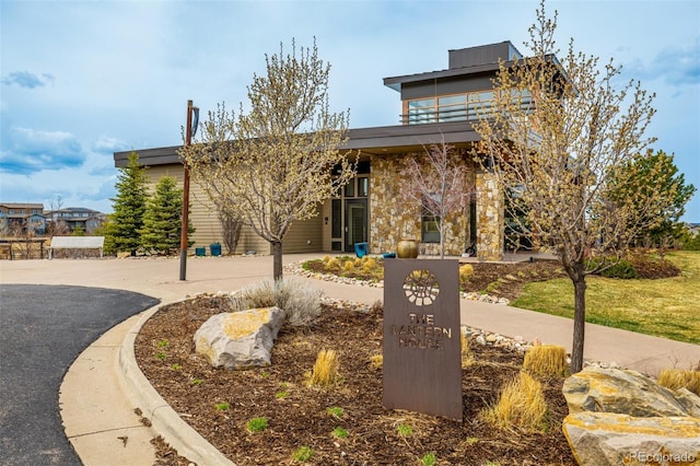 11027 Sunshimmer Cir, Parker, CO 80134 - view of front facade featuring stone siding