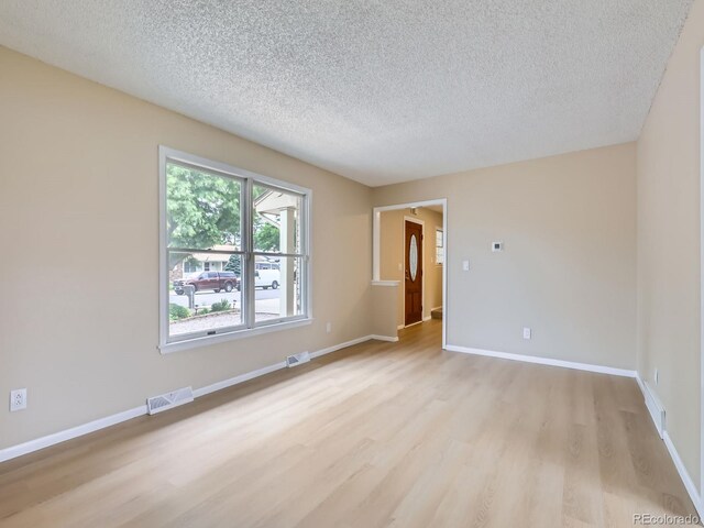 14057 E Arkansas Pl, Aurora, CO 80012 - photo 18