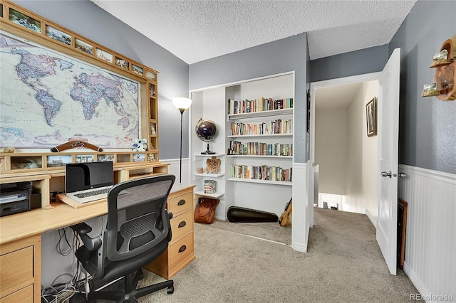 1711 Cato Cir Unit 21, Lafayette, CO 80026 - office area with carpet flooring, a textured ceiling, and wainscoting