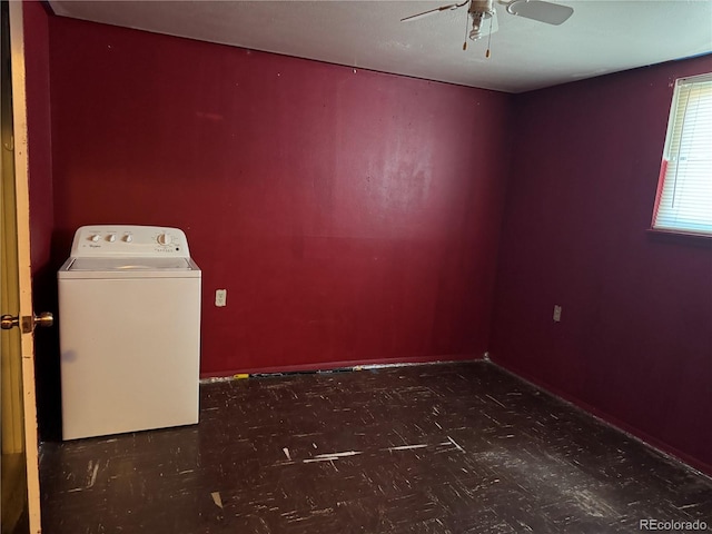 washroom featuring ceiling fan and washer / clothes dryer