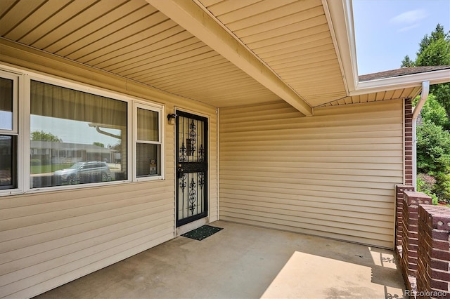 352 S Peoria Cir, Aurora, CO 80012 - property entrance