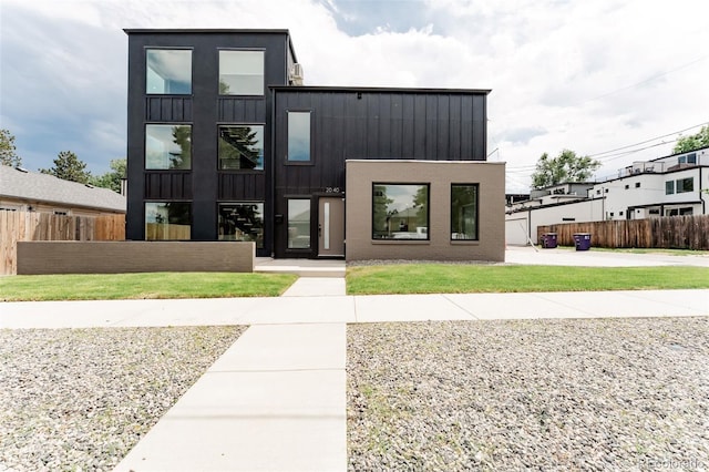2040 W 45th Ave, Denver, CO 80211 - view of building exterior with stairs