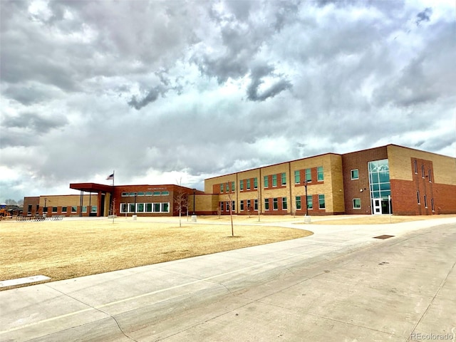 view of building exterior