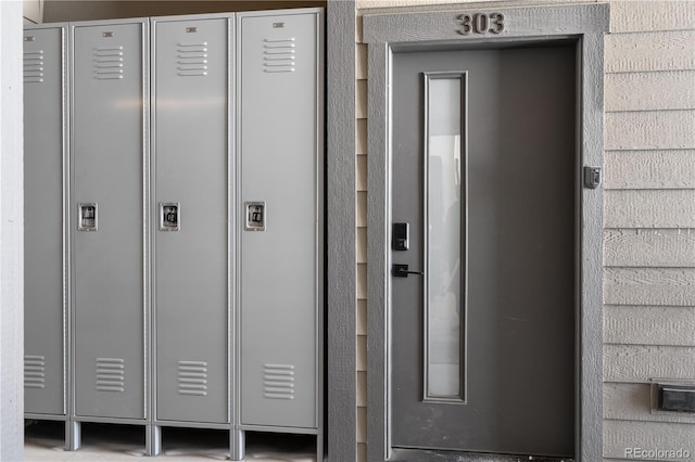 16 Springview Ln Unit A 304, Fraser, CO 80442 - exterior view of elevator
