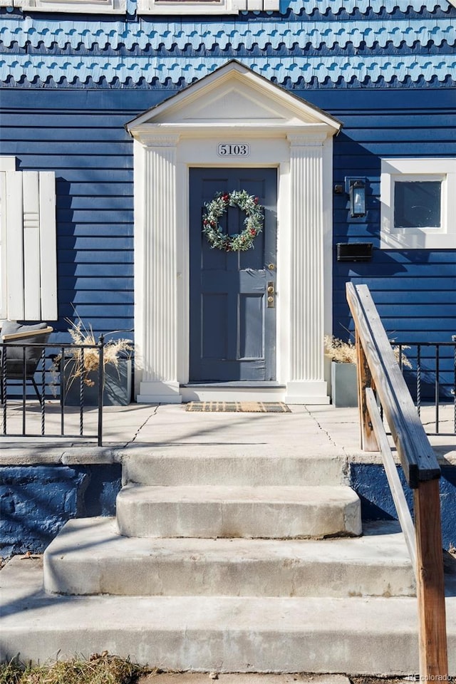 view of entrance to property