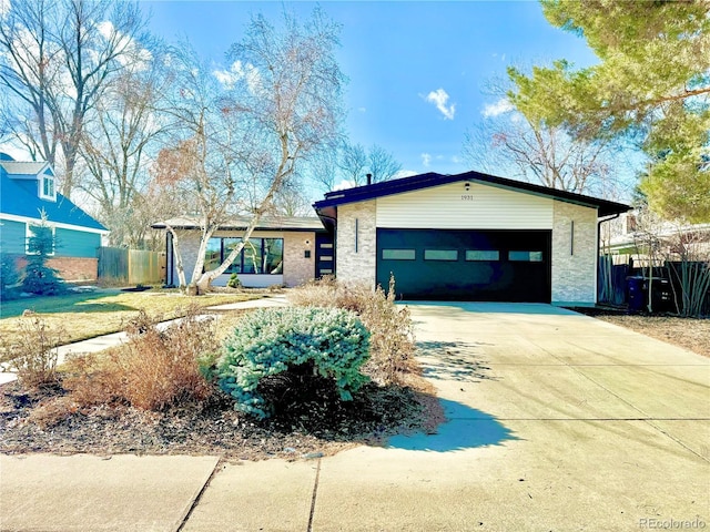 view of front facade with a garage