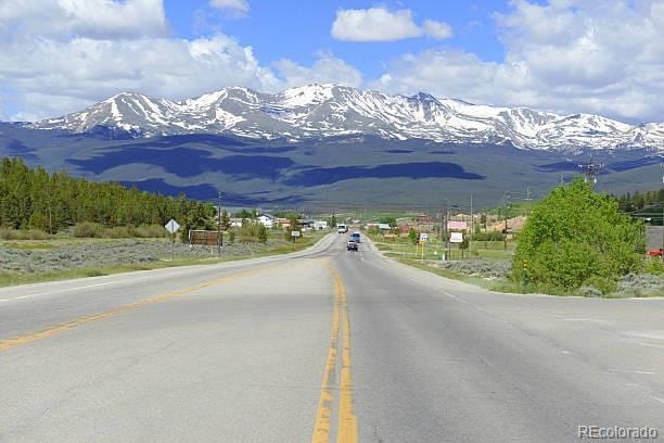 view of street featuring a mountain view