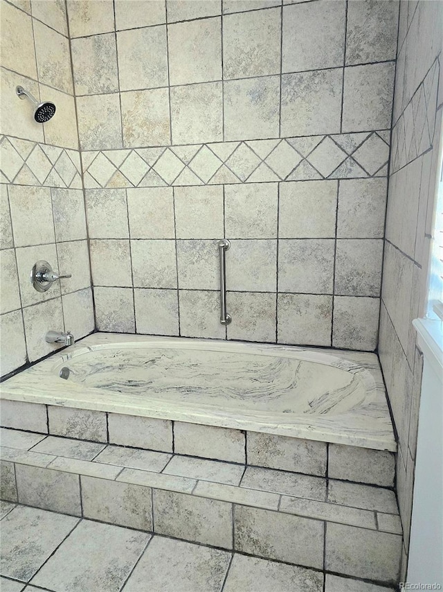 13304 E Asbury Dr, Aurora, CO 80014 - full bathroom featuring shower / tub combination