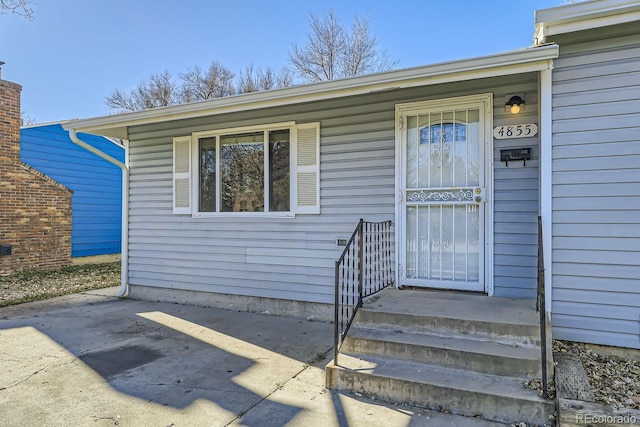 view of property entrance