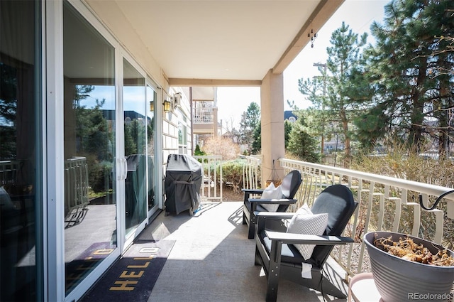 balcony with a grill