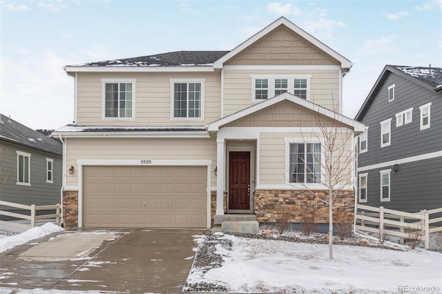 view of front facade featuring a garage