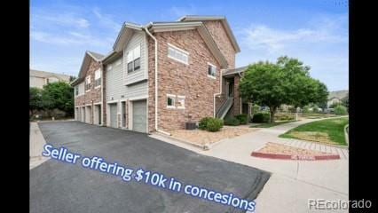 18761 E Water Dr Unit C, Aurora, CO 80013 - photo 1