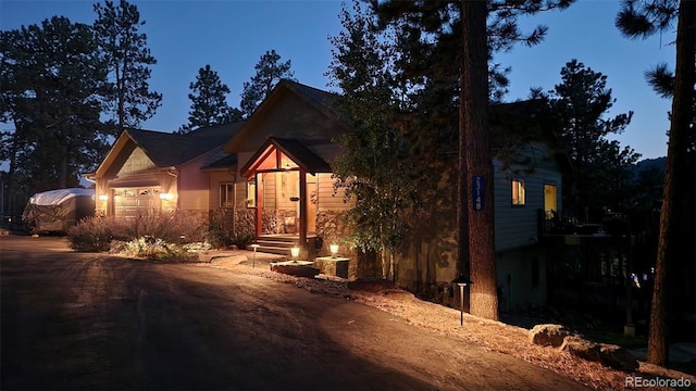 view of front facade with a garage