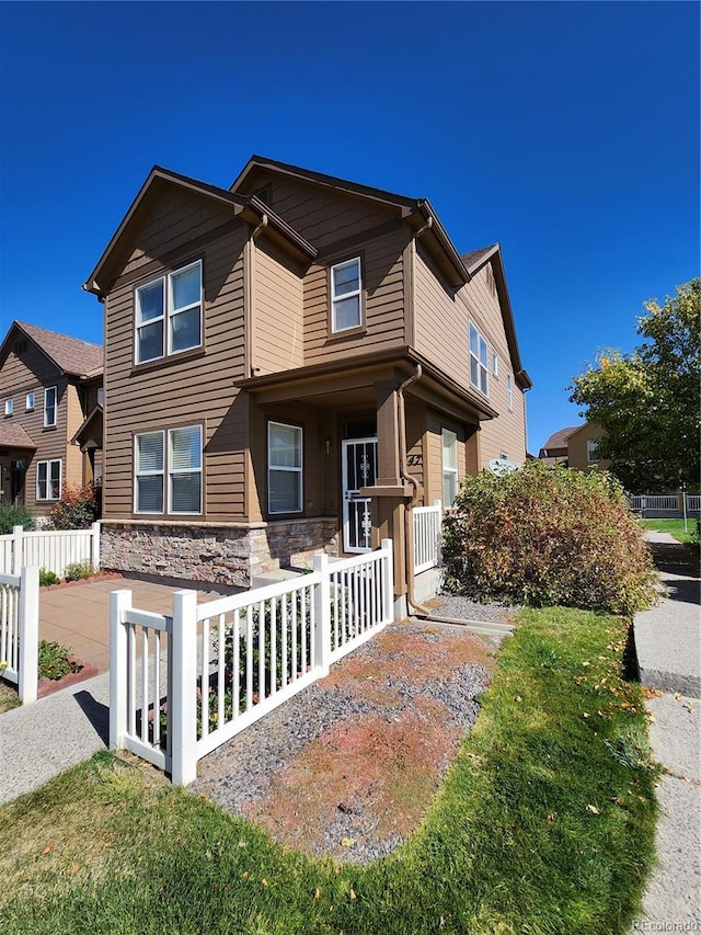 view of front of property