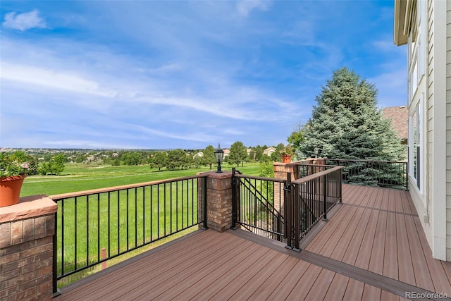 6323 S Sicily Way, Aurora, CO 80016 - deck featuring a yard