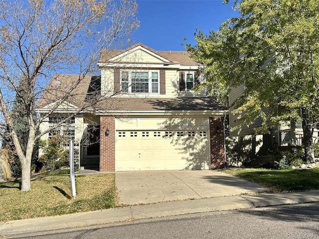 view of front property featuring a garage