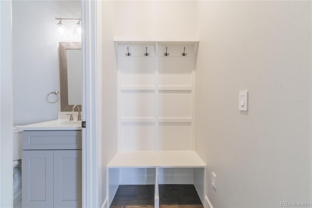 mudroom featuring a sink