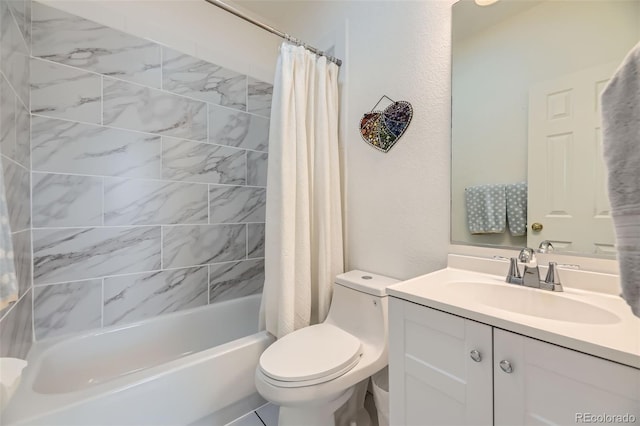 15649 E 7th Cir, Aurora, CO 80011 - full bath with vanity and shower / bath combination with curtain