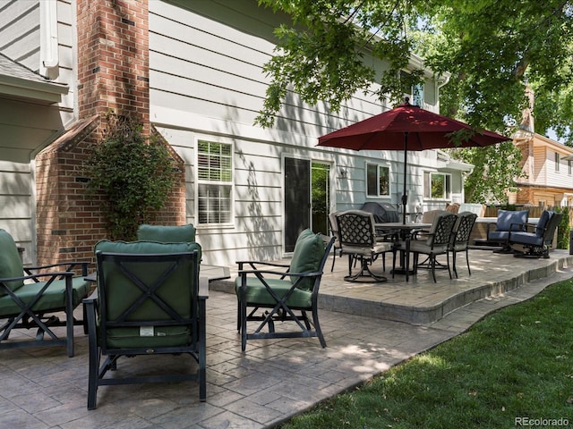 7554 S Ogden Way, Centennial, CO 80122 - view of patio / terrace featuring an outdoor living space