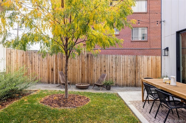 3422 S Grant St, Englewood, CO 80113 - view of yard with a patio