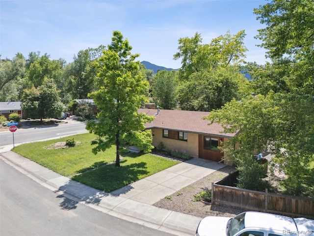 2901 Lorraine Ct, Boulder, CO 80304 - ranch-style house featuring driveway and brick siding