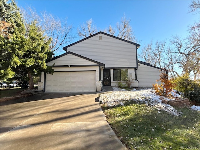 view of front facade with a garage