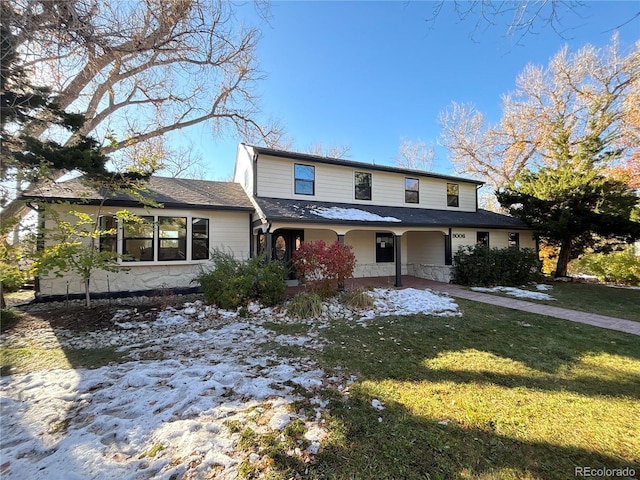 front of property featuring a front yard