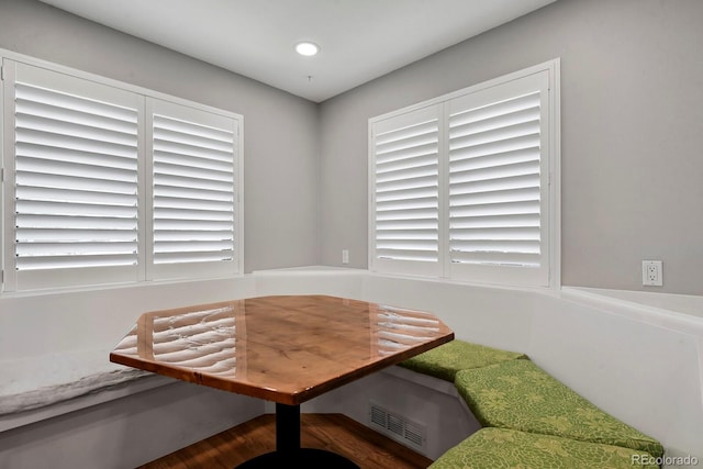 10595 E 23rd Ave, Aurora, CO 80010 - dining area with breakfast area and recessed lighting