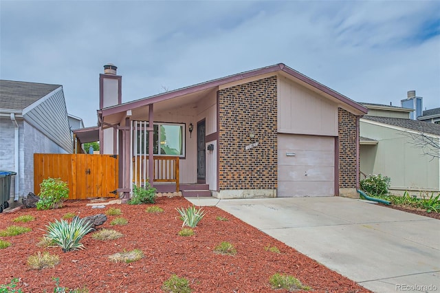 view of front of property with covered porch