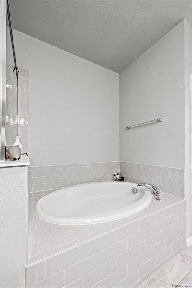 15503 W 65th Ave Unit C, Arvada, CO 80007 - full bathroom featuring a garden tub