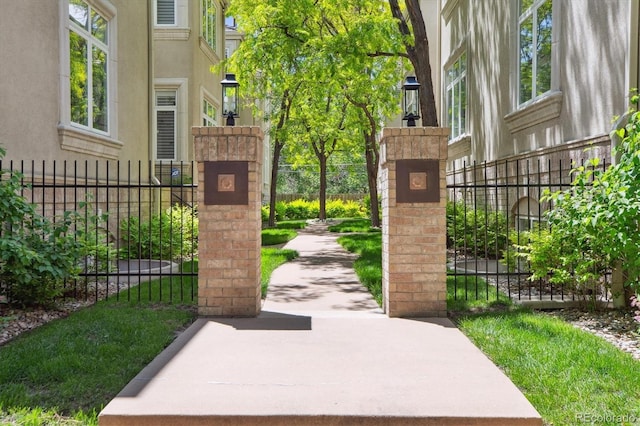 335 Josephine St Unit D, Denver, CO 80206 - view of gate