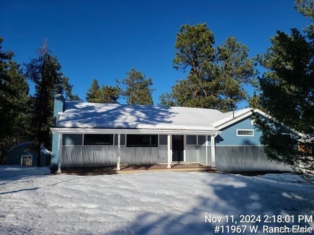 view of front of home with covered porch