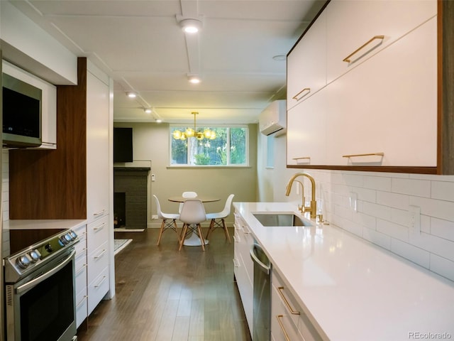 576 Steele St, Denver, CO 80206 - photo 28