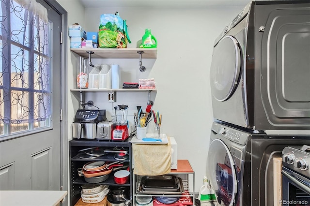 3081 W 18th Ave, Denver, CO 80204 - laundry room featuring stacked washer and clothes dryer