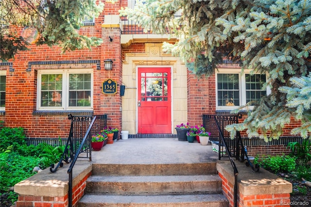 1365 N Corona St Unit 11, Denver, CO 80218 - entrance to property featuring brick siding
