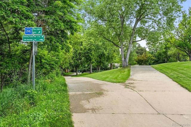 2960 Shadow Creek Dr Unit 201, Boulder, CO 80303 - view of community with a yard and view of scattered trees