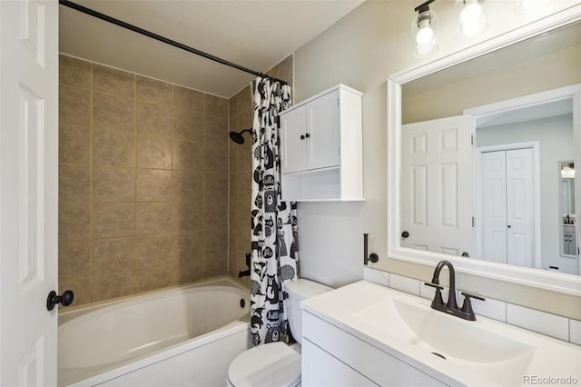 68 N Quicksilver Ave, Castle Rock, CO 80104 - full bath featuring toilet, shower / bathtub combination with curtain, and vanity