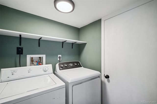 68 N Quicksilver Ave, Castle Rock, CO 80104 - washroom with washer and clothes dryer