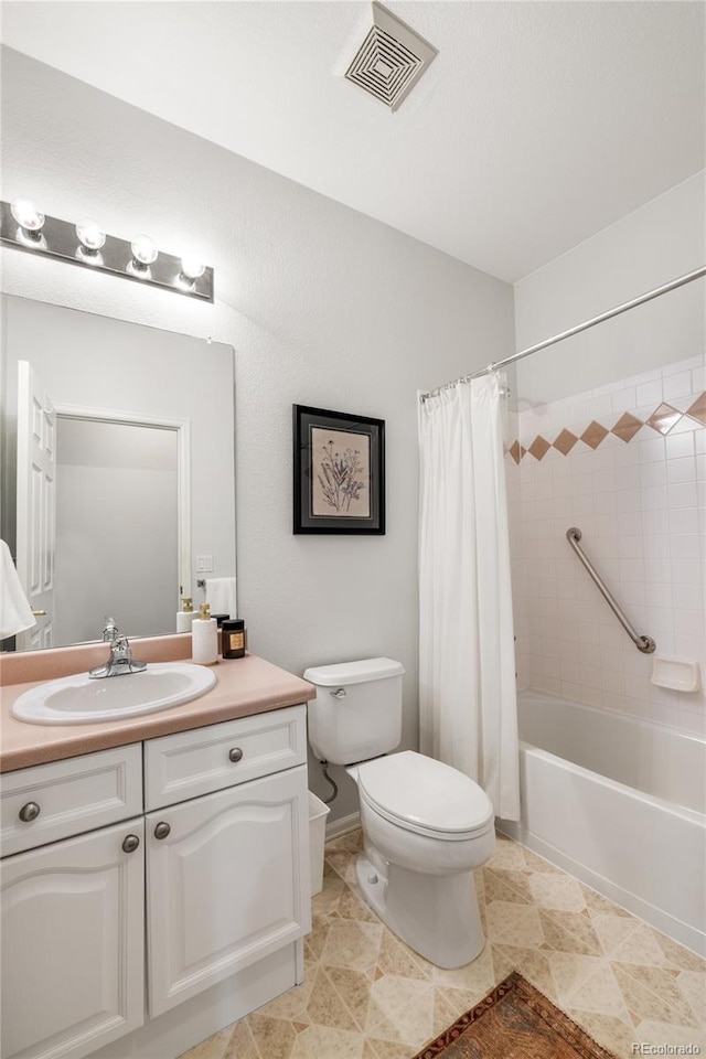 23421 E Long Pl, Aurora, CO 80016 - bathroom with vanity and shower / bathtub combination with curtain