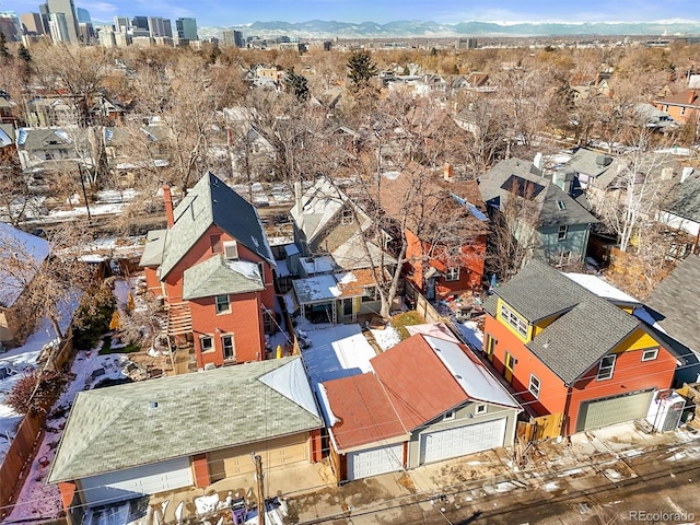 bird's eye view featuring a mountain view