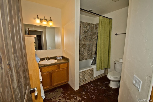 full bathroom with vanity, toilet, and shower / bath combo