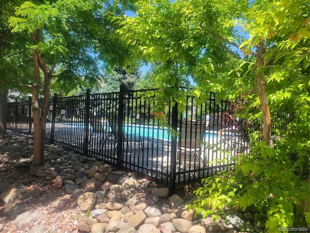 4400 S Quebec St Unit 108L, Denver, CO 80237 - view of swimming pool