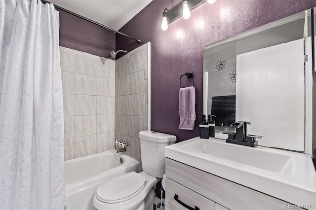 4416 E 93rd Pl, Thornton, CO 80229 - bathroom featuring a textured wall, shower / bath combo with shower curtain, and vanity