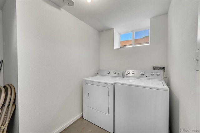 4268 S Delaware St, Englewood, CO 80110 - laundry room featuring separate washer and dryer and baseboards