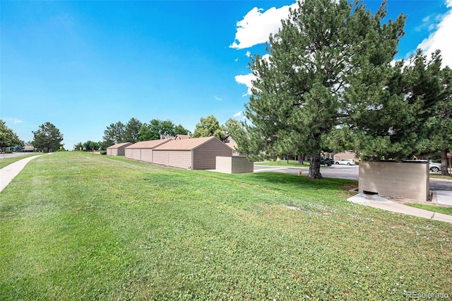 1756 S Quintero Way, Aurora, CO 80017 - view of grassy yard