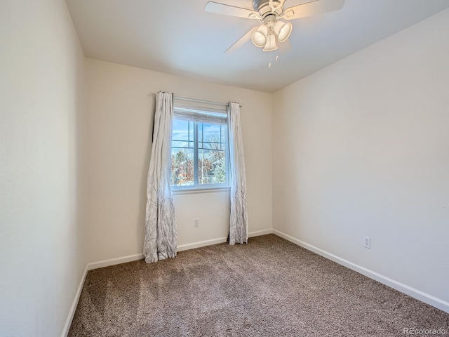 unfurnished room featuring carpet and ceiling fan