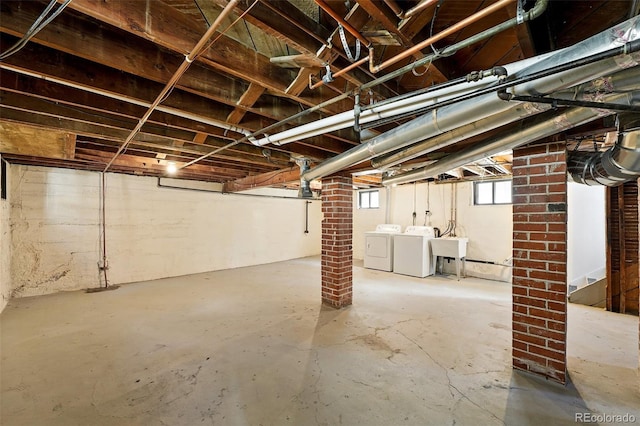 2549 Holly St, Denver, CO 80207 - photo 31