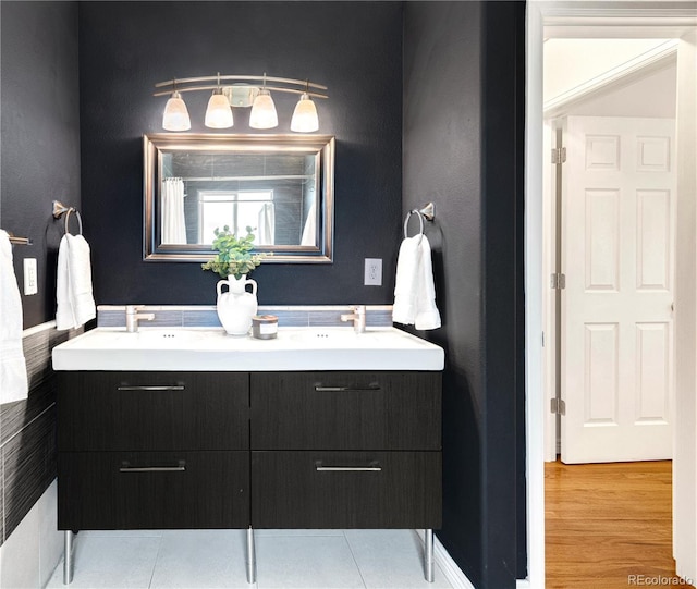 5044 W Moncrieff Pl, Denver, CO 80212 - full bathroom with double vanity